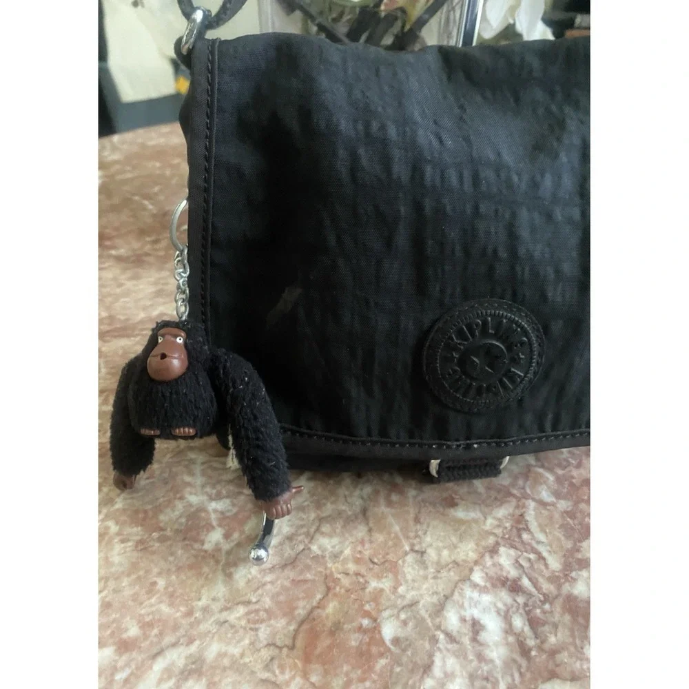 Kipling Lucasta‎ black Small Flap Crossbody Shoulder bag EUC! $94